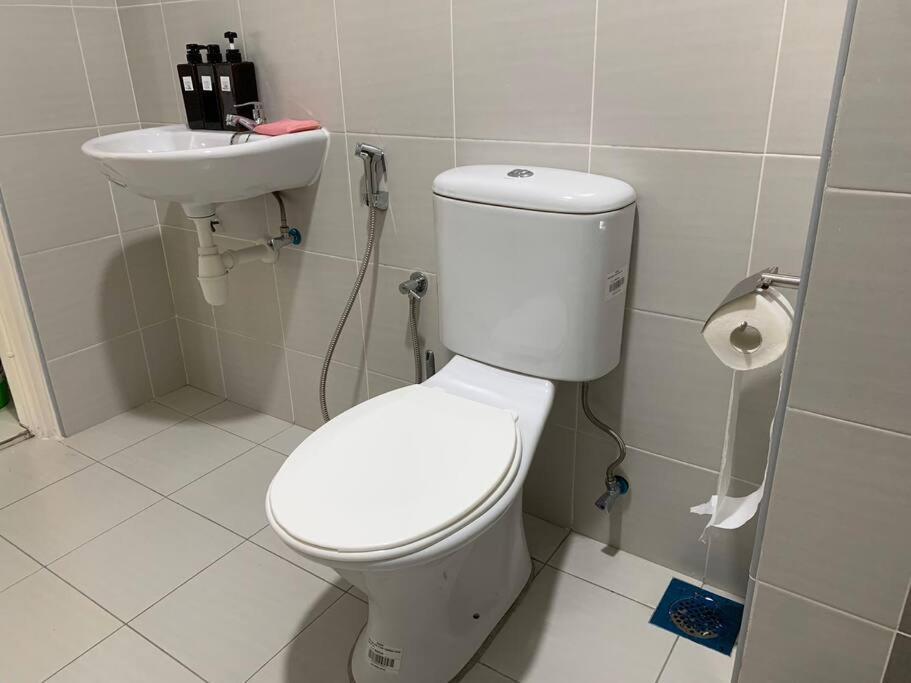 Stay@ Kiara Plaza Kajang/Semenyih Free Wifi/Car Park Luaran gambar